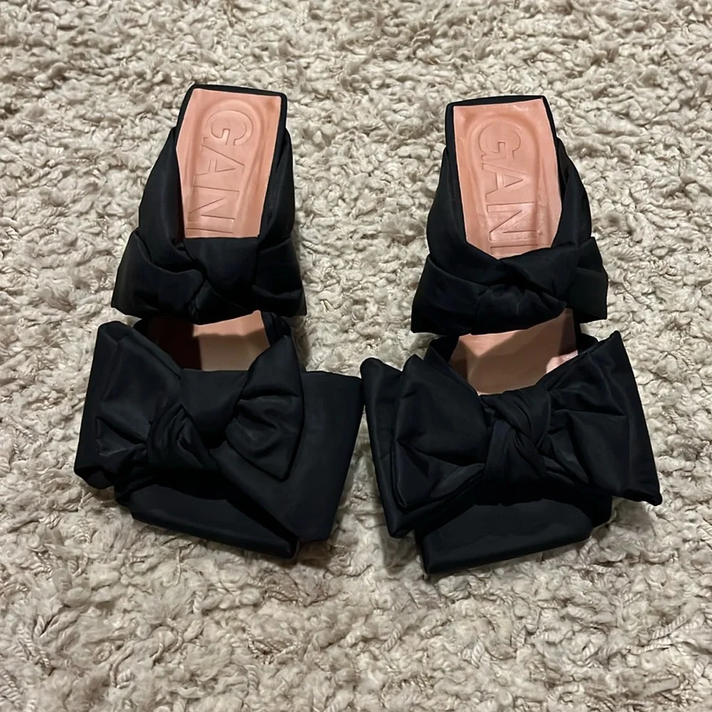 Ganni Black Soft Bow Kitten Heel Sandals Mule Size 7 - Picture 2 of 6